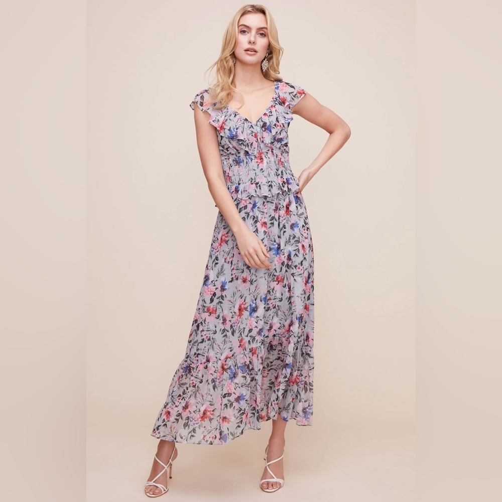 NWT ASTR The Label Double V Flutter Floral Midi Dress Size XS
